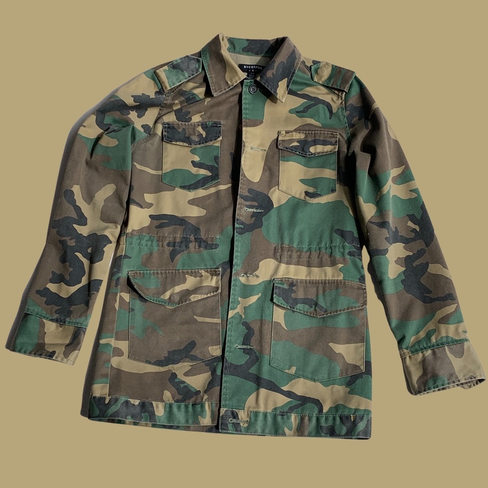 Bycorpus camo button down jacket.